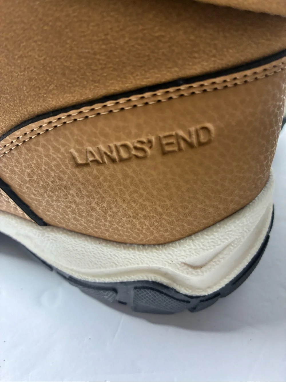 Lands' End Women's Tan Winter Boots with White Faux-Fur Collar